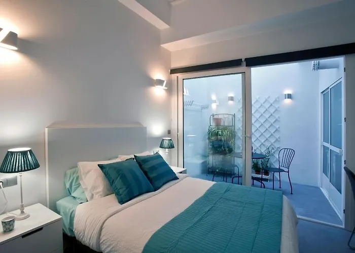 Gatu Villa Alameda, \